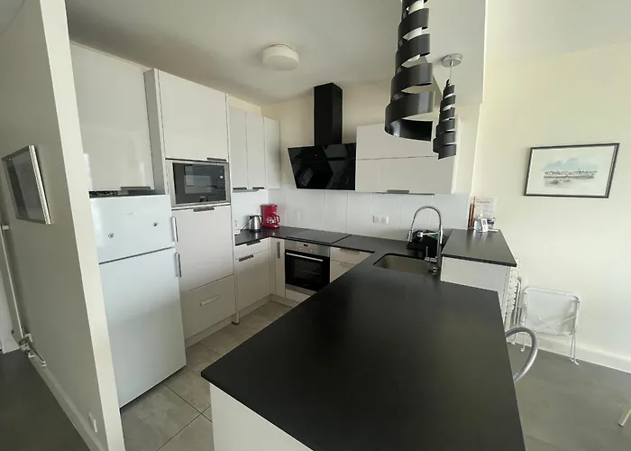 아파트 T3 Face Avec Balcon Et Parking, Aux Sables-d'olonne - Fr-1-92-808