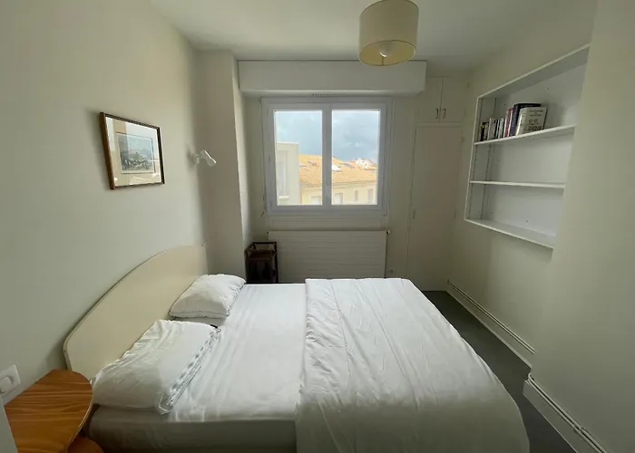 T3 Face Avec Balcon Et Parking, Aux Sables-d'olonne - Fr-1-92-808 شقة لي سابلِ دولونْ